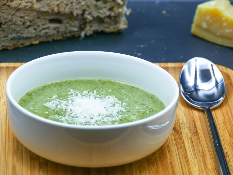 Potage aux fanes de radis Potage aux fanes de radis