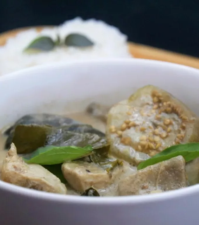 Curry Vert Thaï au PouletKang (Khiao Wan Gai) Curry Vert Thaï au PouletKang (Khiao Wan Gai)