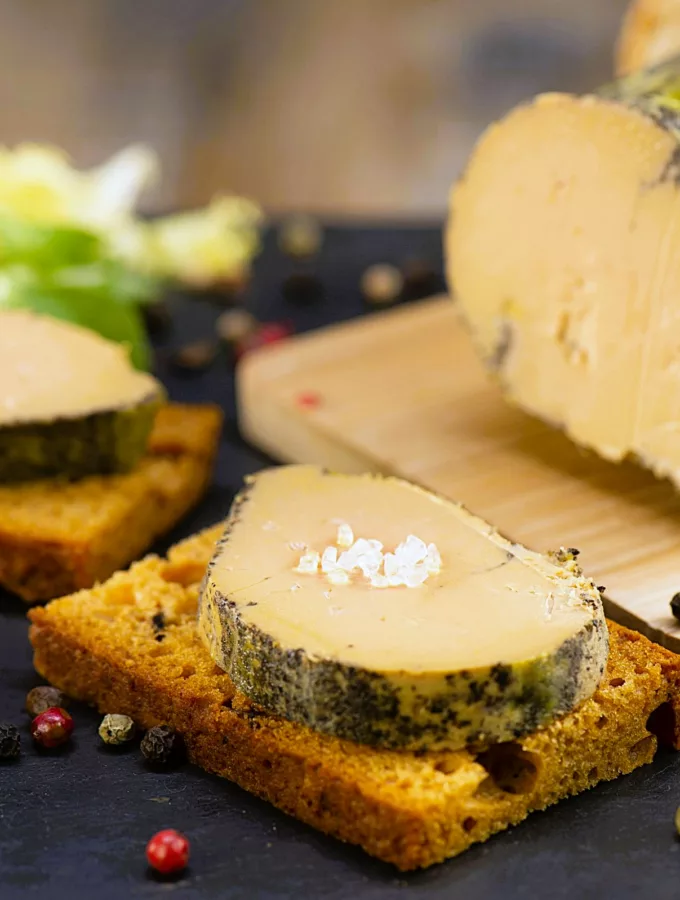 Foie gras mi-cuit en médaillons