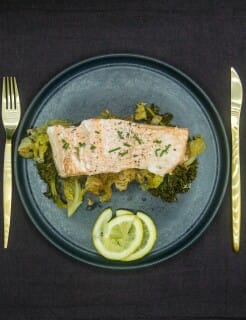 Steamed salmon with two types of cabbage