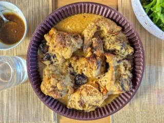 Chicken with Prunes and Almonds