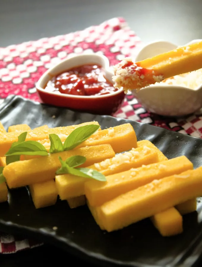 Polenta rissolée sauce tomate