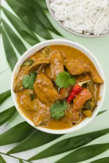 Chicken with Cilantro and Coconut Milk