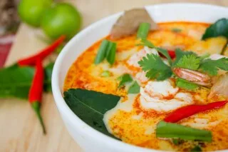 Tom Yum Goong (Sweet and Sour Shrimp Soup)