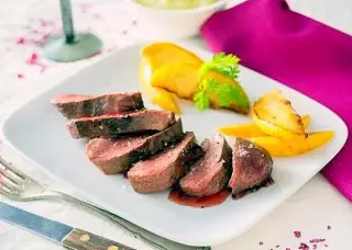 Duck breasts with apples and cider