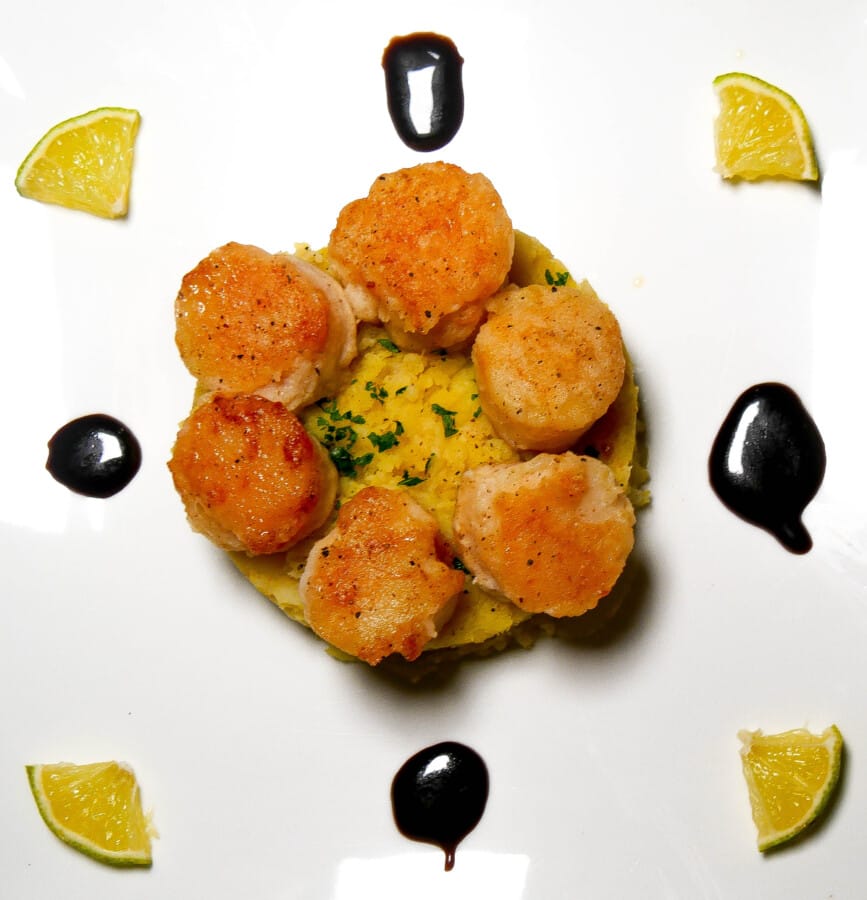 Scallops with balsamic caramel, mashed celeriac
