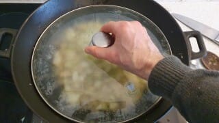 Fenouil braisé aux oignons et anchois - Instruction 4