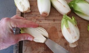 Endives aux dattes et aux noix - Instruction 1