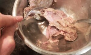 Parmentier de canard confit, châtaignes, cèpes - Instruction 3