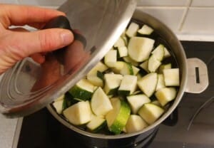 Courgettes vapeur, vinaigrette citron - Instruction 2