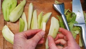 Christophine aux herbes- Instruction 1 Poêlée de Chayottes - Instruction 1