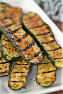 Grilled zucchini with olive oil