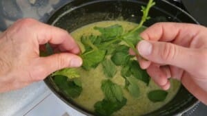 Velouté de courgettes, menthe, feta - Instruction 3
