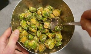 Choux de Bruxelles rôtis au soja et au sésame - Instruction 2
