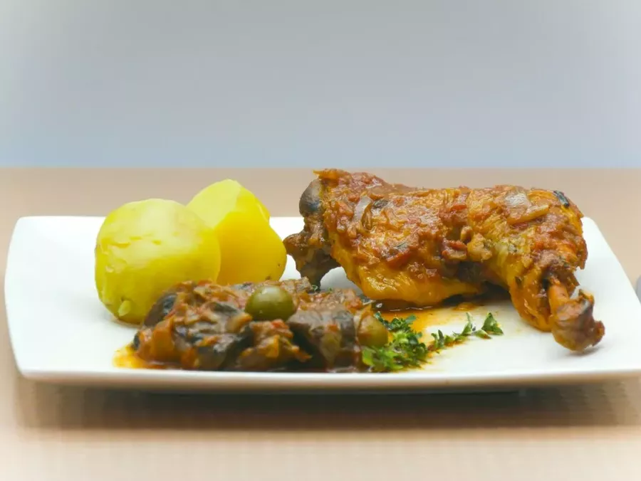 Chicken Stew with Green Olives