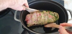 Epaule d&rsquo;agneau roulée, oignons nouveaux - Instruction 6