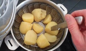 Ecrasée de pomme de terre à l’huile d’olive – Instruction 1 Ecrasée de pomme de terre à l’huile d’olive - Instruction 1