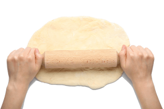 Roll out (dough)