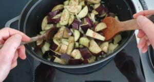 Ratatouille Provençale à l’ancienne – Instruction 1 Ratatouille Provençale à l’ancienne - Instruction 1