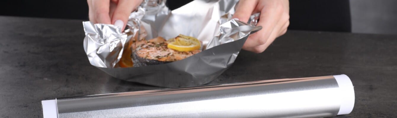 Aluminum foil: Should you use it in the kitchen or not?