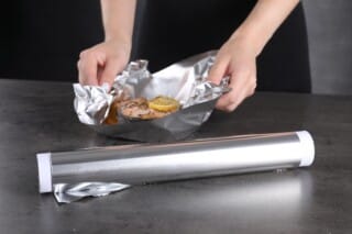 Aluminum foil: Should you use it in the kitchen or not?