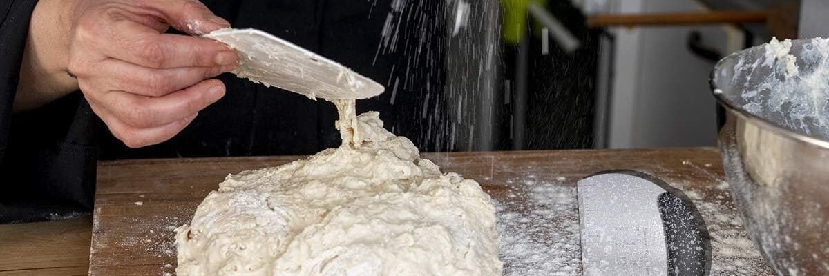 What is a pastry horn used for in the kitchen?