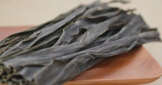Kombu in the Kitchen: A Versatile Seaweed
