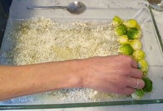 Choux de Bruxelles gratinés au Parmesan - Instruction 2