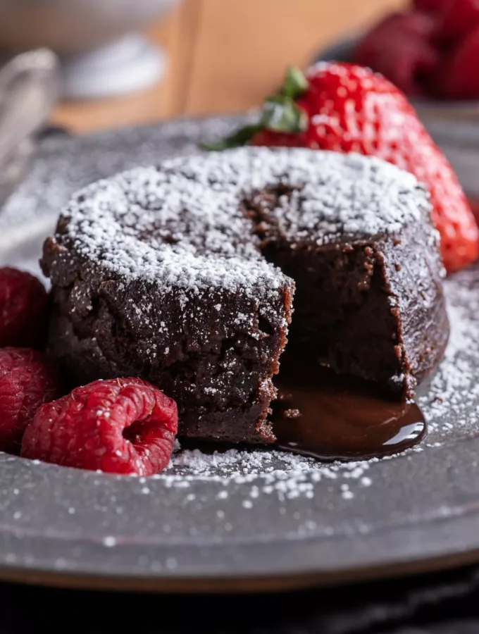 Gâteau au chocolat et à la framboise Gâteau au chocolat et à la framboise