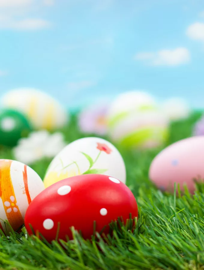 Colorful Easter Eggs Joyeuses Pâques !