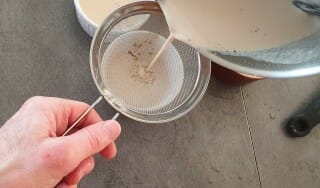 Panna-cotta au lait d&rsquo;amande, mandarine rôtie - Instruction 5