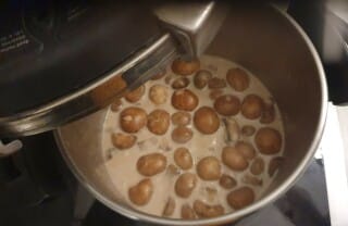 Velouté de panais, champignons et noisettes - Instruction 6