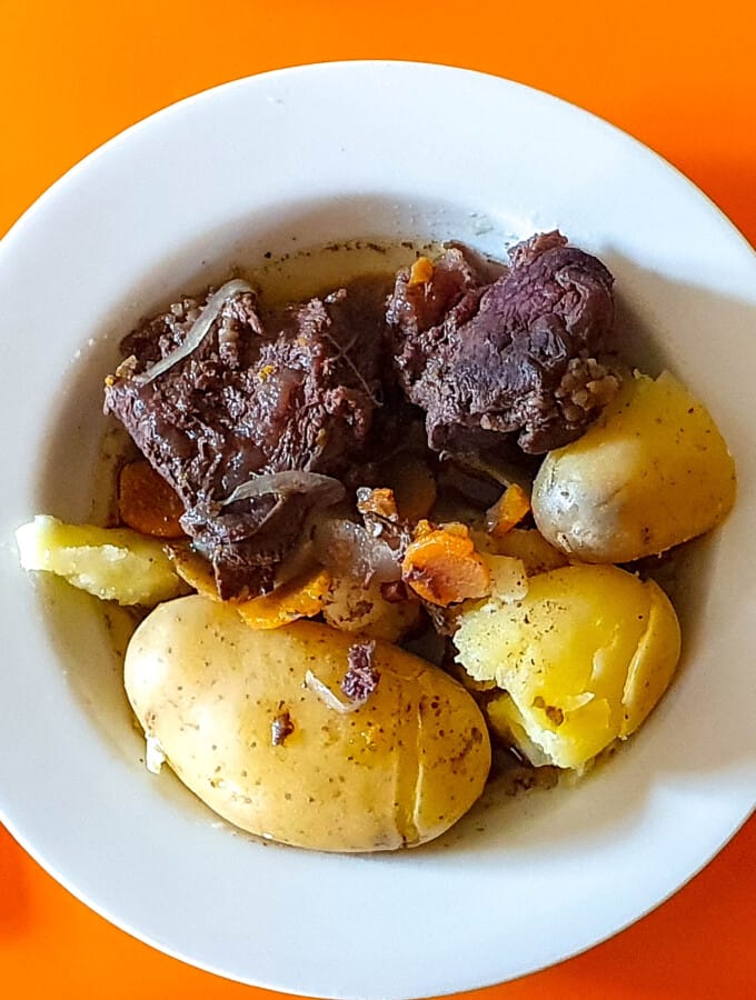 Daube de boeuf à la Provençale Daube de boeuf à la Provençale