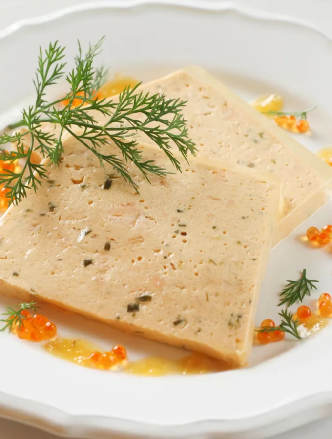 Pain de lotte, sauce mousseline Pain de lotte, sauce mousseline