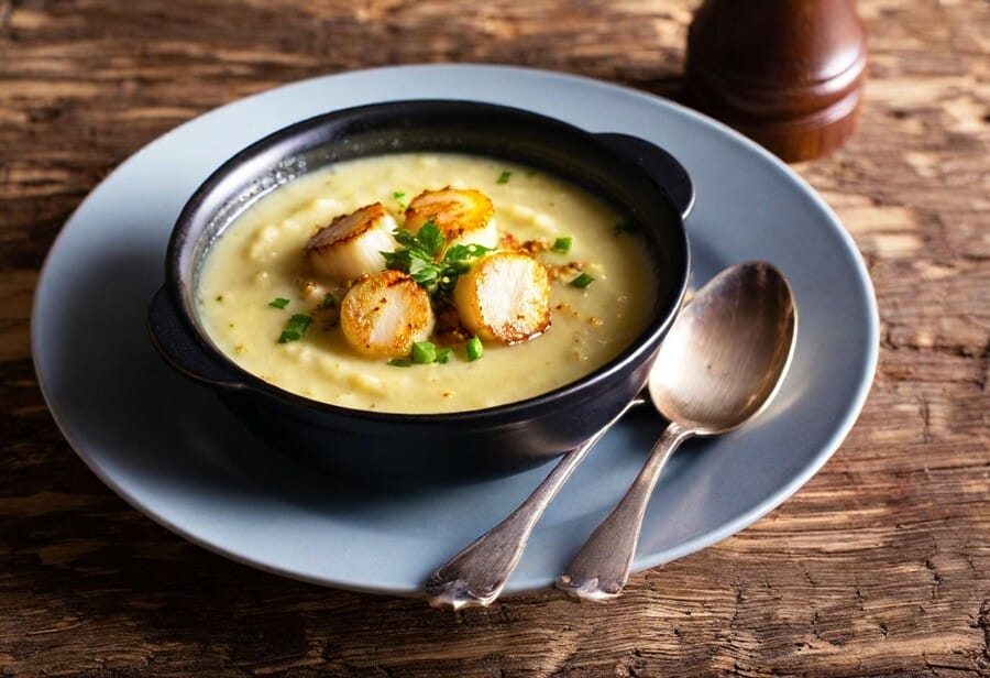 Jerusalem Artichoke Cream Soup, Seared Scallops, Parmesan Crumble