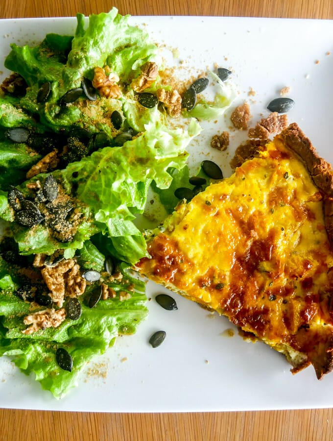 Tarte à la courge, fromage et thym