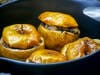 Apples stuffed with blood sausage