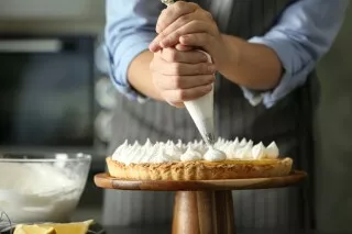 Meringue on pie