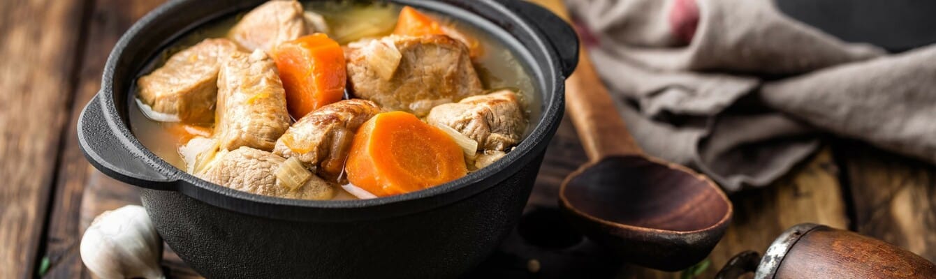 Easy and delicious recipes to make in a cast-iron casserole dish