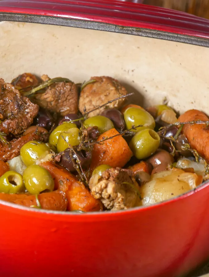 Sauté de veau aux olives Sauté de veau aux olives
