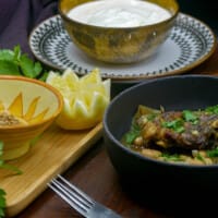 Agneau braisé aux haricots blancs et au yaourt - Galerie 0