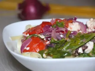 Pasta with Spinach and Feta