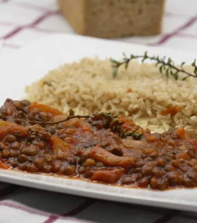 Lentilles sauce tomate