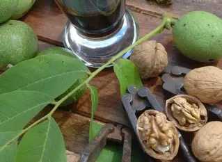 Walnut Wine from the Dordogne